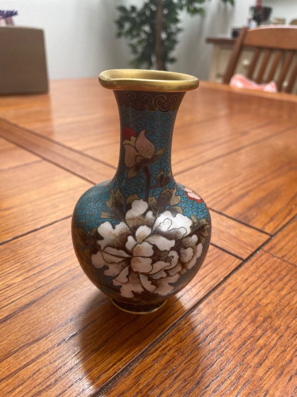 Vintage Cloisonné Floral Vase 5.5" Tall Blue & Gold With White Lotus Design